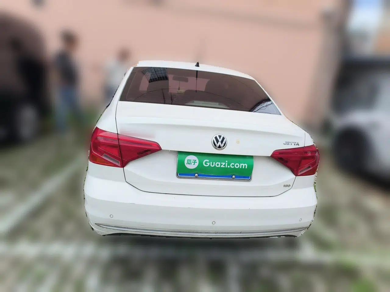 Volkswagen Jetta 2017 1.5L Automatic Comfort Model — миниатюра 5