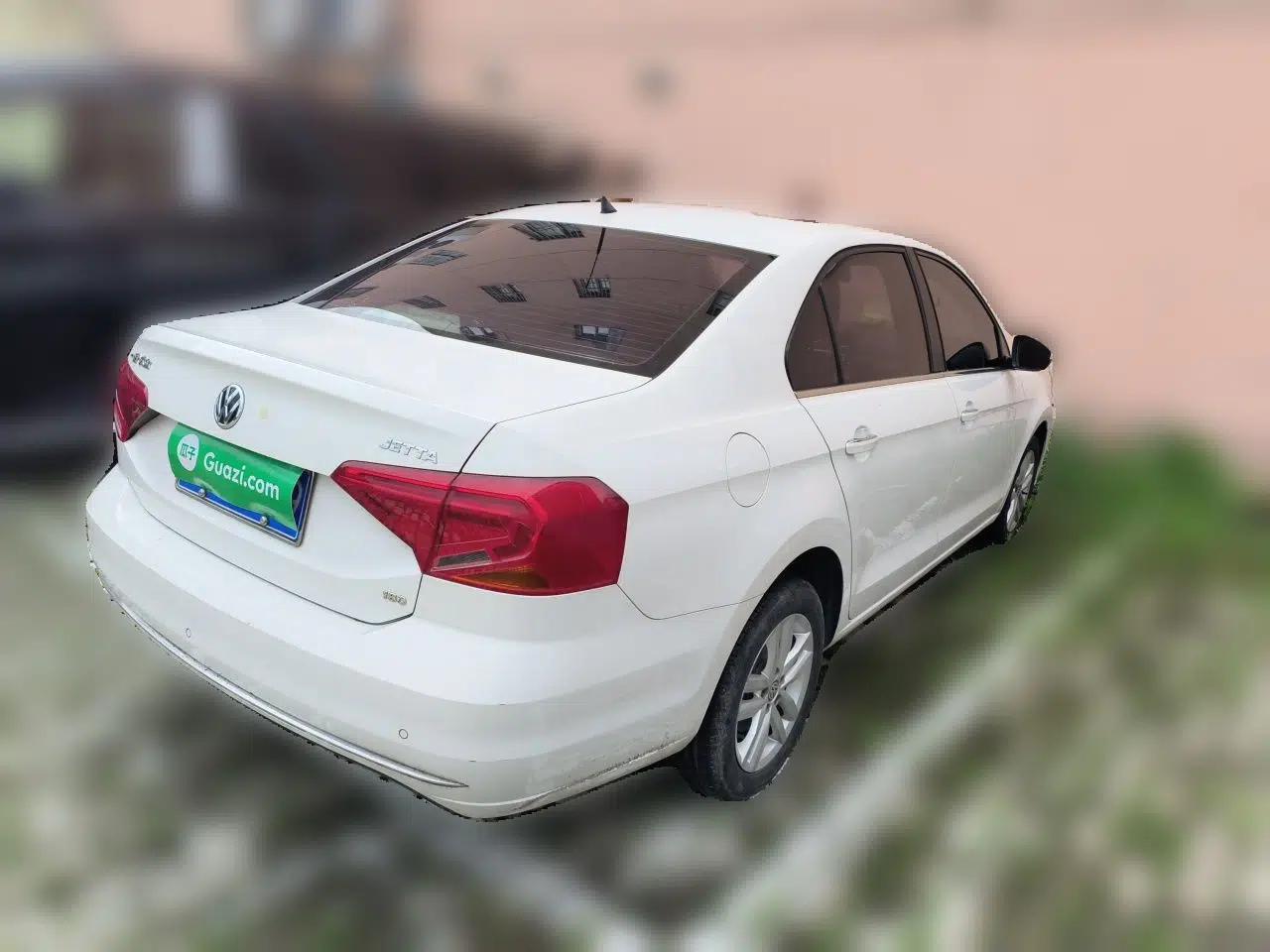 Volkswagen Jetta 2017 1.5L Automatic Comfort Model — миниатюра 6