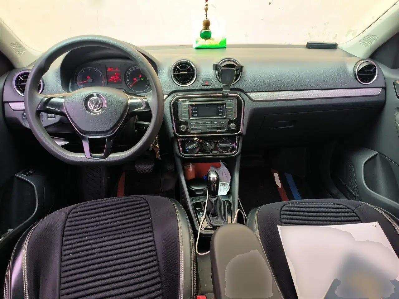 Volkswagen Jetta 2017 1.5L Automatic Comfort Model — миниатюра 9
