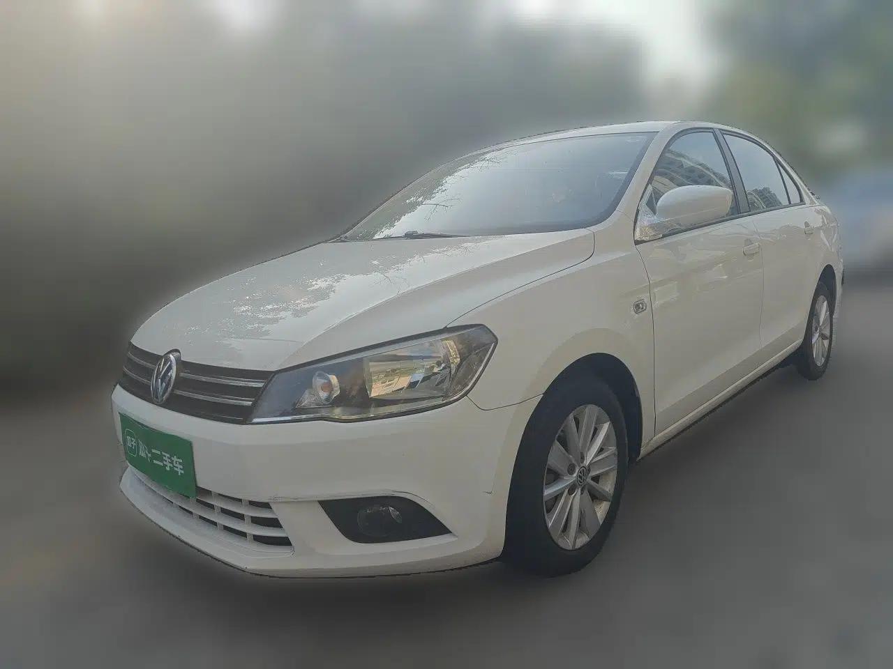 Volkswagen Jetta 2015 1.6L Automatic Comfort Model — миниатюра 1