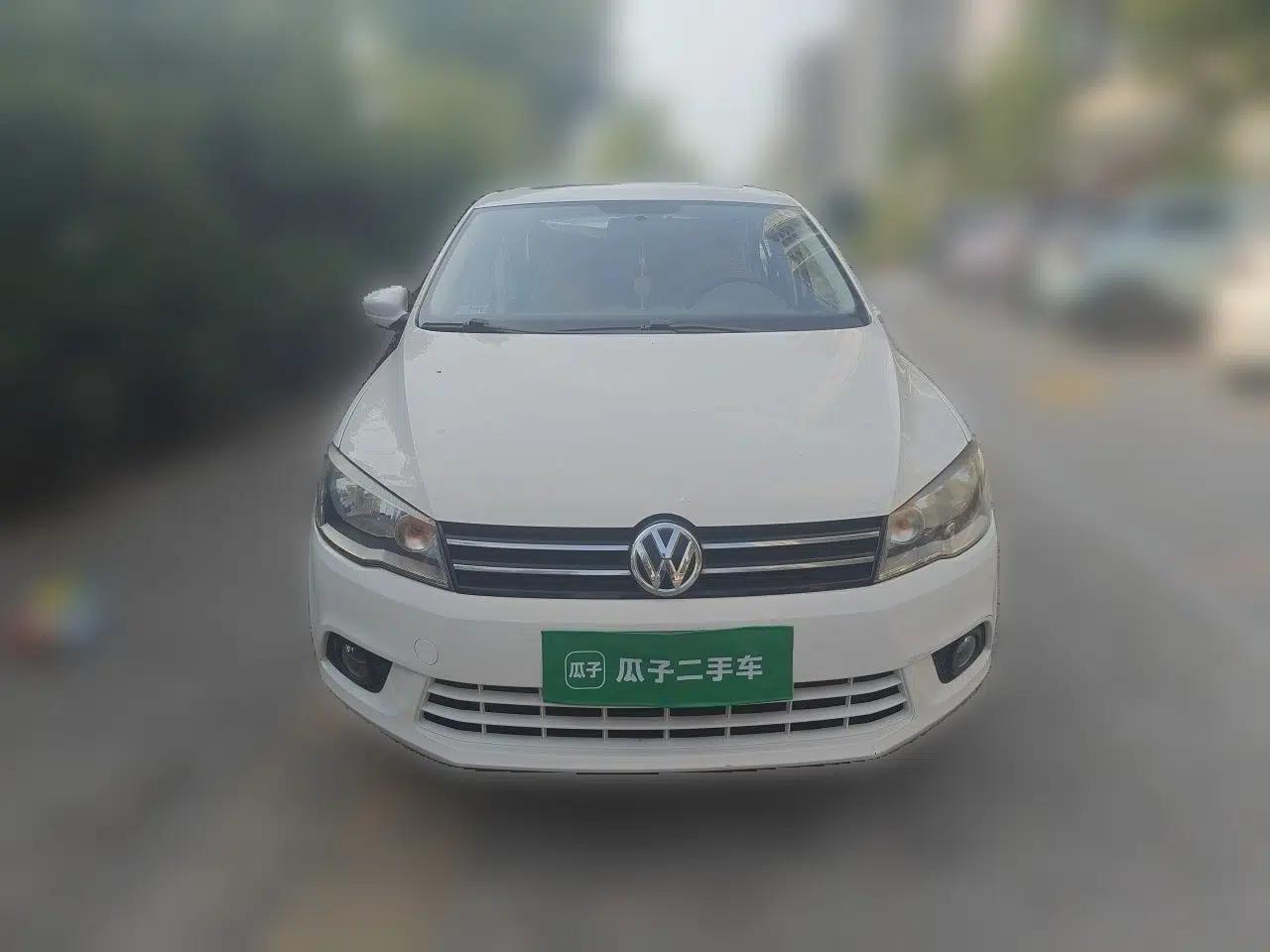 Volkswagen Jetta 2015 1.6L Automatic Comfort Model — миниатюра 2