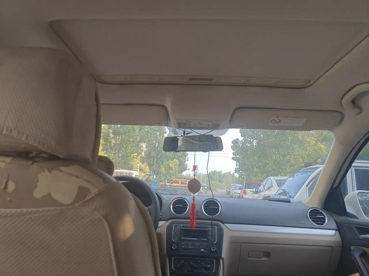Volkswagen Jetta 2015 1.6L Automatic Comfort Model — миниатюра 18