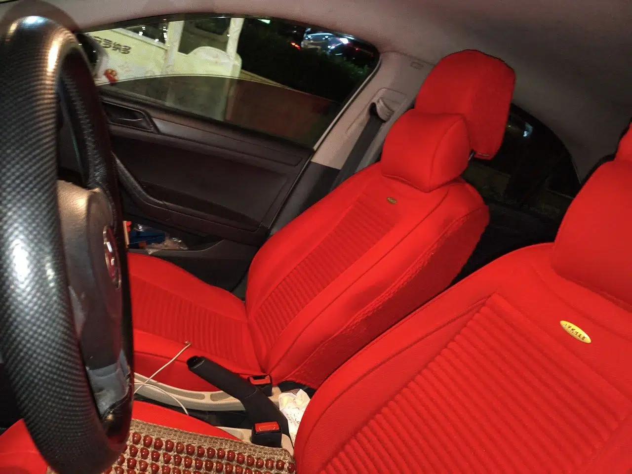 Volkswagen Jetta 2015 Zhuihui Edition 1.4L Manual Fashion Model — миниатюра 15