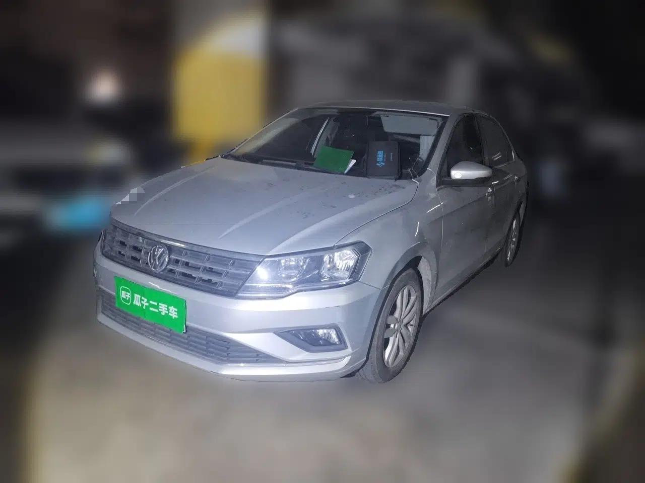 Volkswagen Jetta 2017 1.5L Manual Comfort Model — миниатюра 1