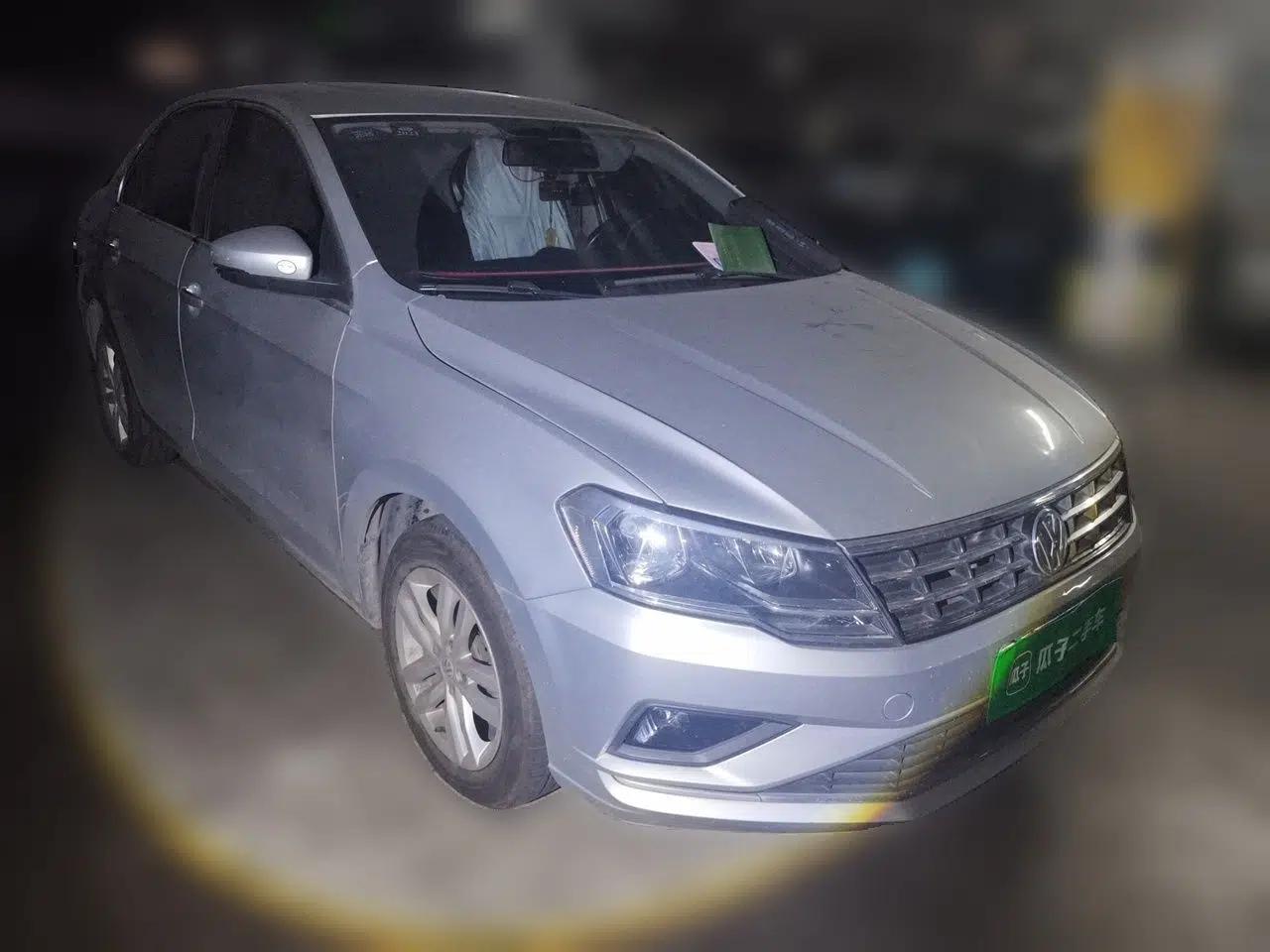 Volkswagen Jetta 2017 1.5L Manual Comfort Model — миниатюра 3