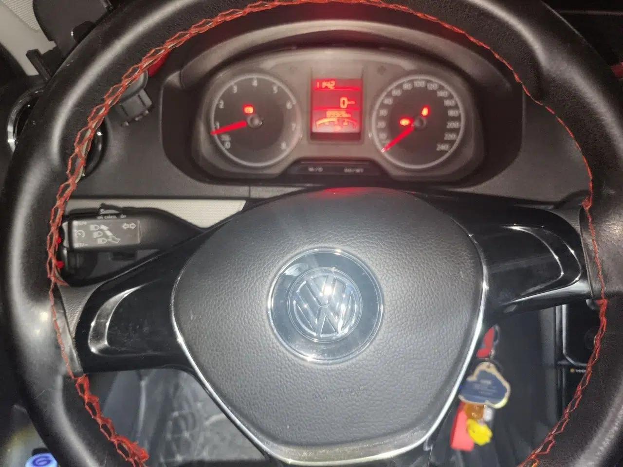 Volkswagen Jetta 2017 1.5L Manual Comfort Model — миниатюра 10