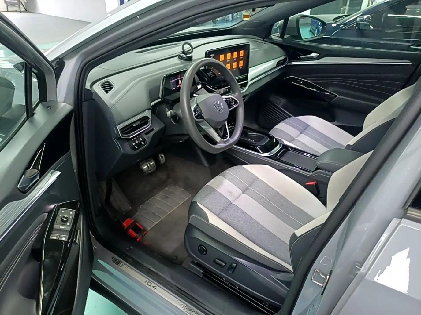 Volkswagen ID.4 CROZZ 2022 Long-Range PURE+ Edition — миниатюра 18
