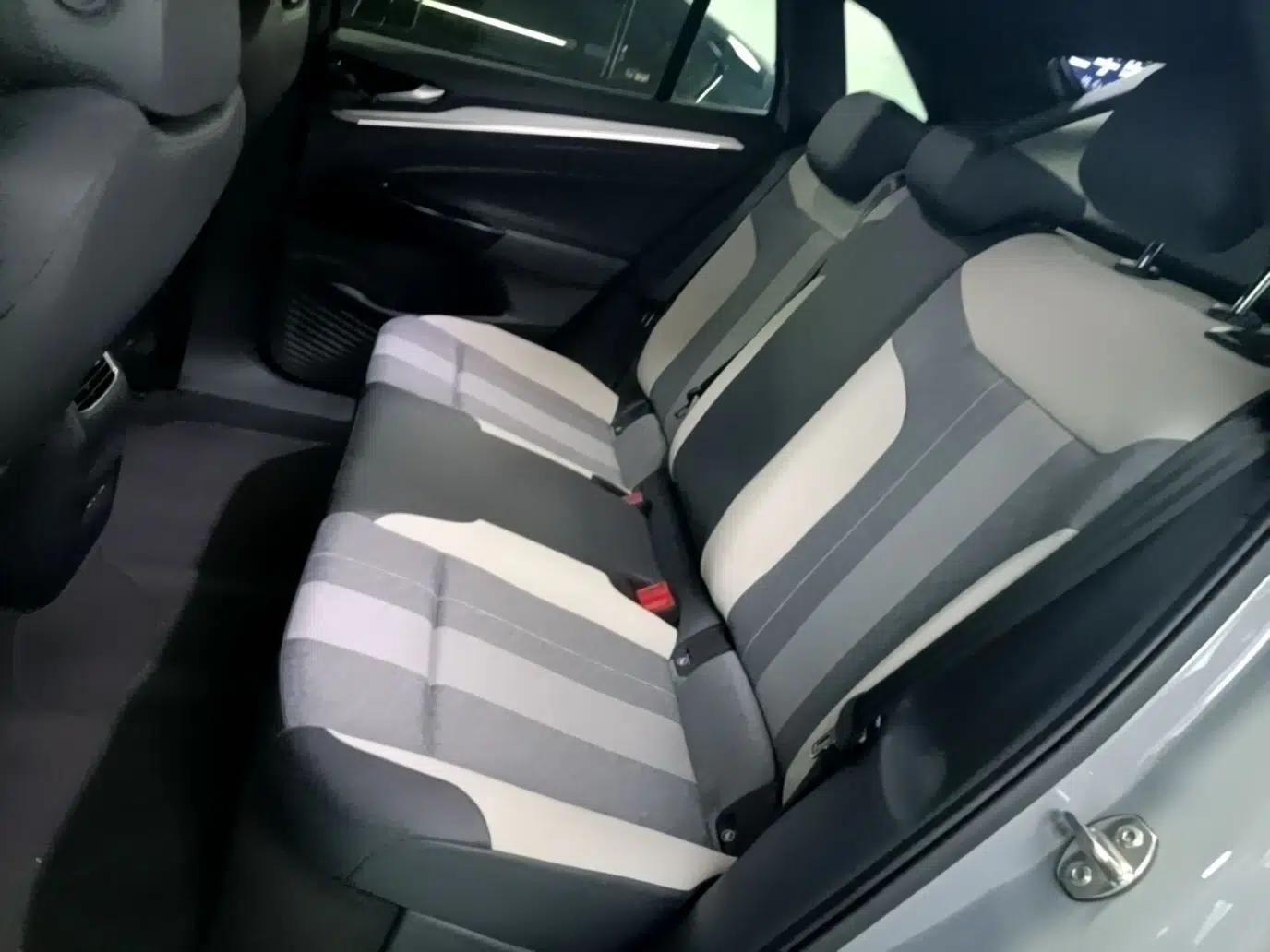 Volkswagen ID.4 CROZZ 2022 Long-Range PURE+ Edition — миниатюра 20