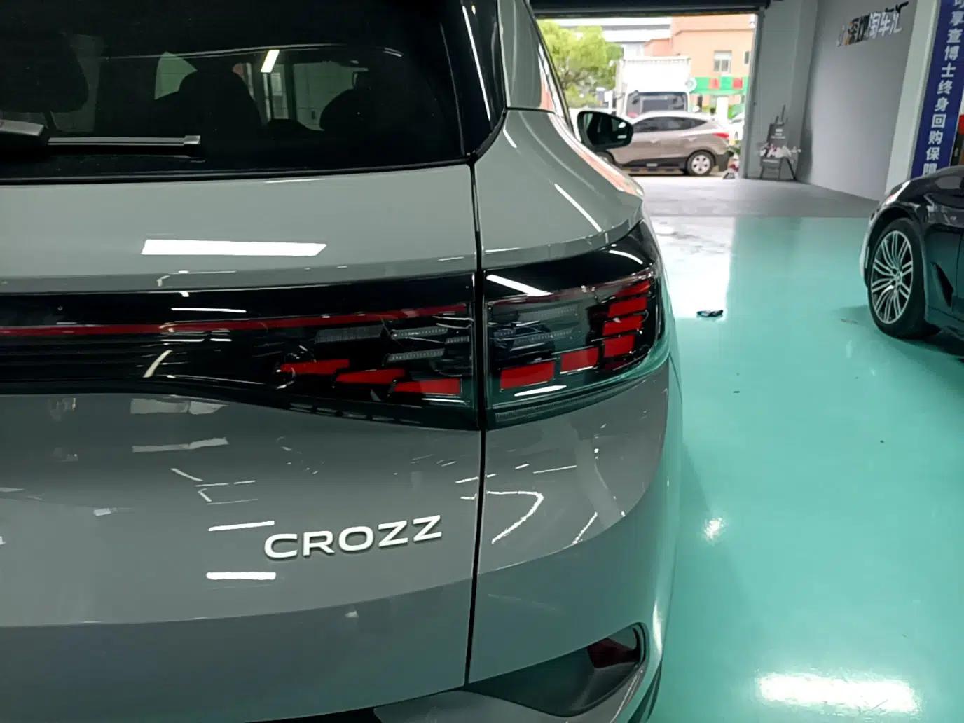 Volkswagen ID.4 CROZZ 2022 Long-Range PURE+ Edition — миниатюра 9