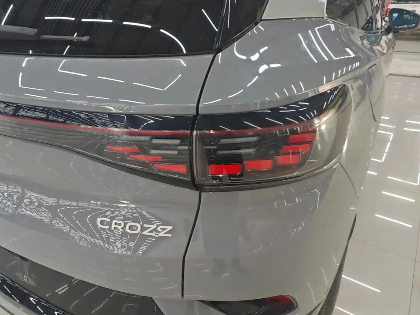 Volkswagen ID.4 CROZZ 2024 PRO Model — миниатюра 9