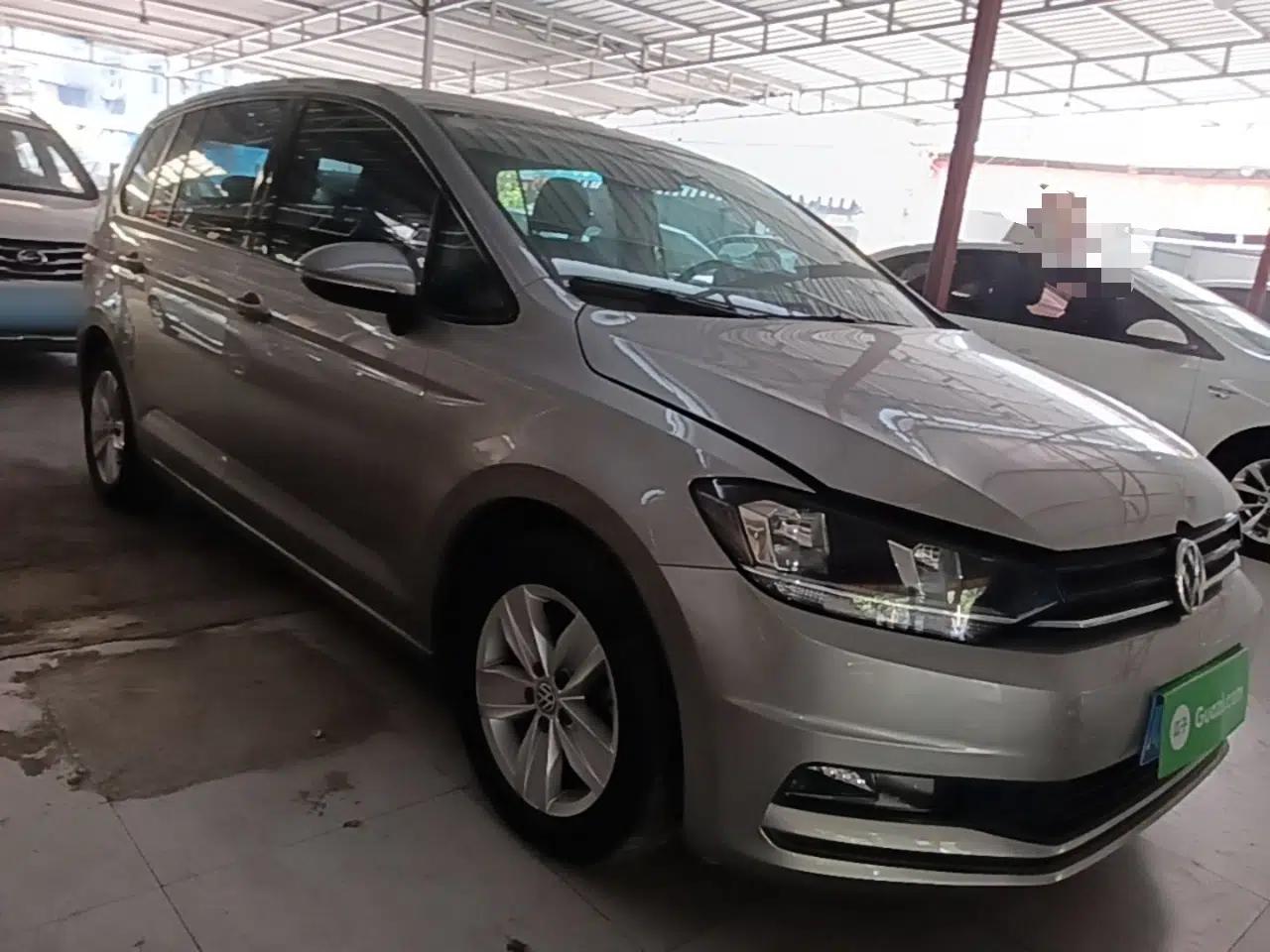 Volkswagen Touran 2016 Touran L 280TSI DSG Style Edition — миниатюра 3