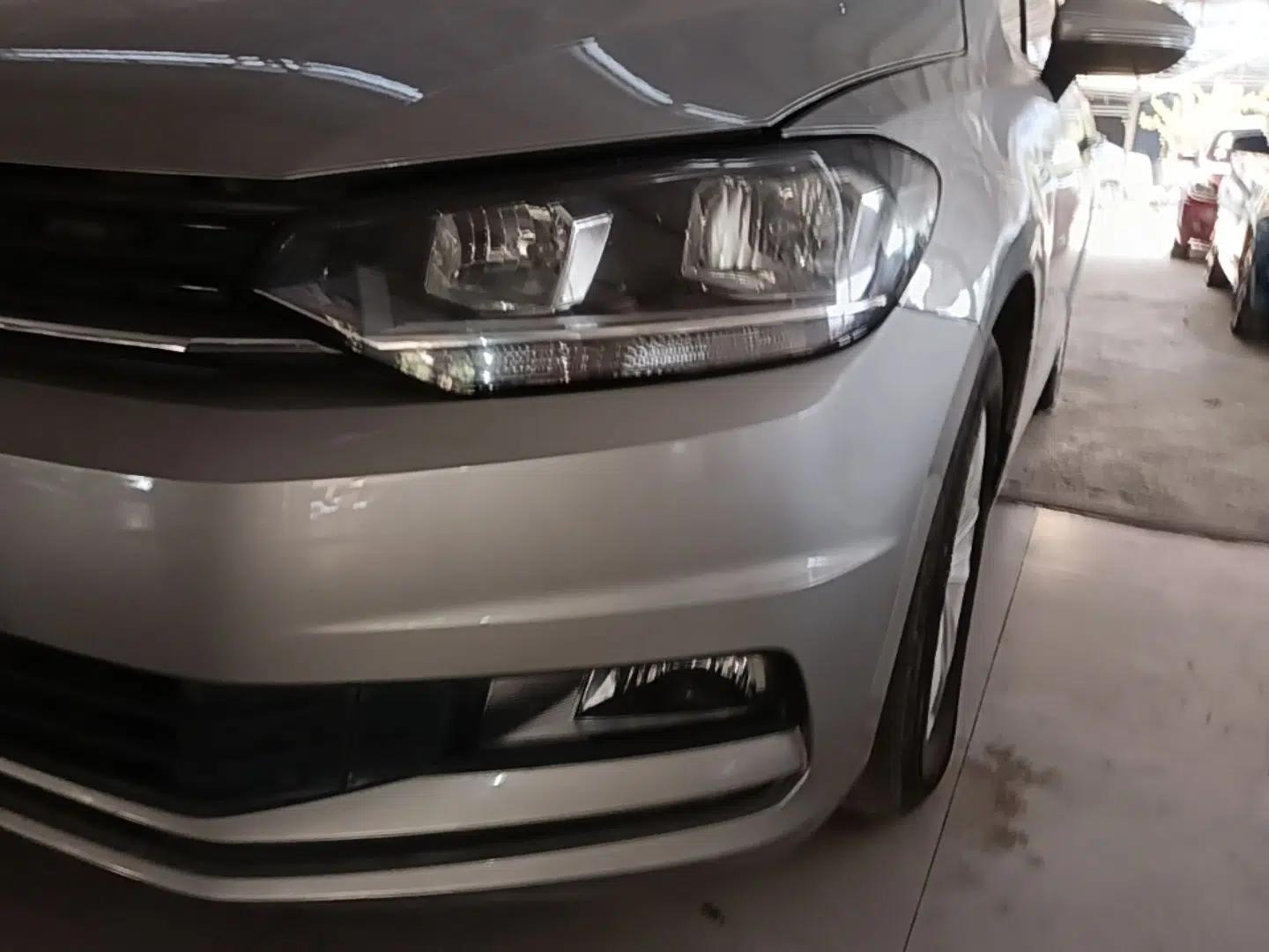 Volkswagen Touran 2016 Touran L 280TSI DSG Style Edition — миниатюра 8