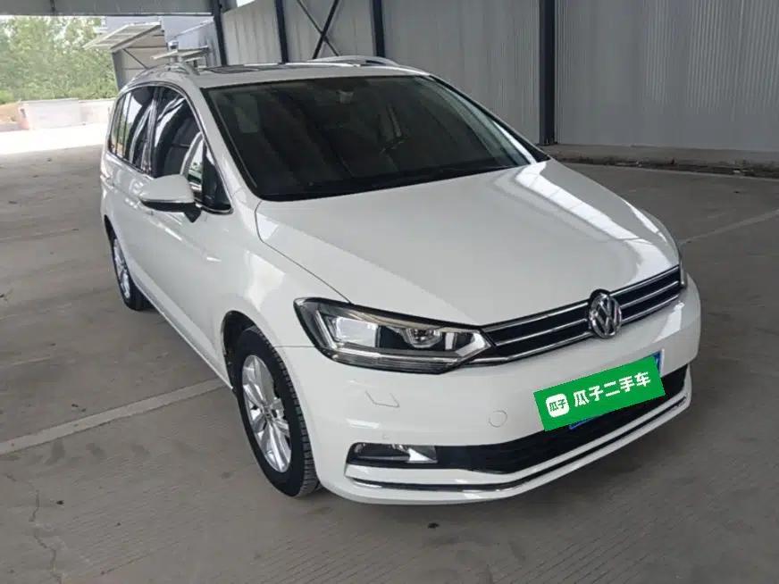 Volkswagen Touran 2016 Volkswagen Touran L 280TSI DSG Comfort Edition — миниатюра 3