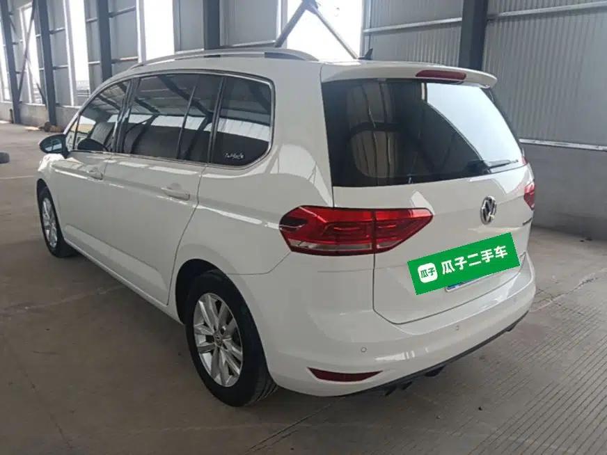 Volkswagen Touran 2016 Volkswagen Touran L 280TSI DSG Comfort Edition — миниатюра 4