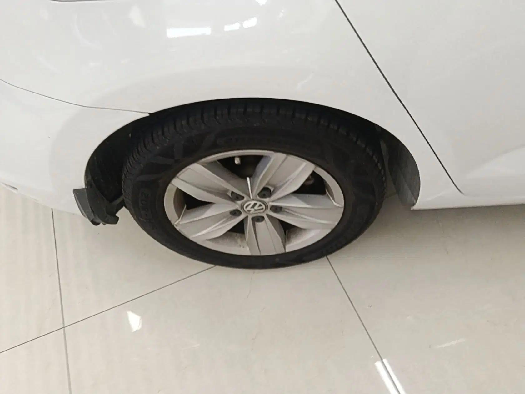 Volkswagen Touran 2016 Volkswagen Touran L 280TSI Manual Trend Edition — миниатюра 11
