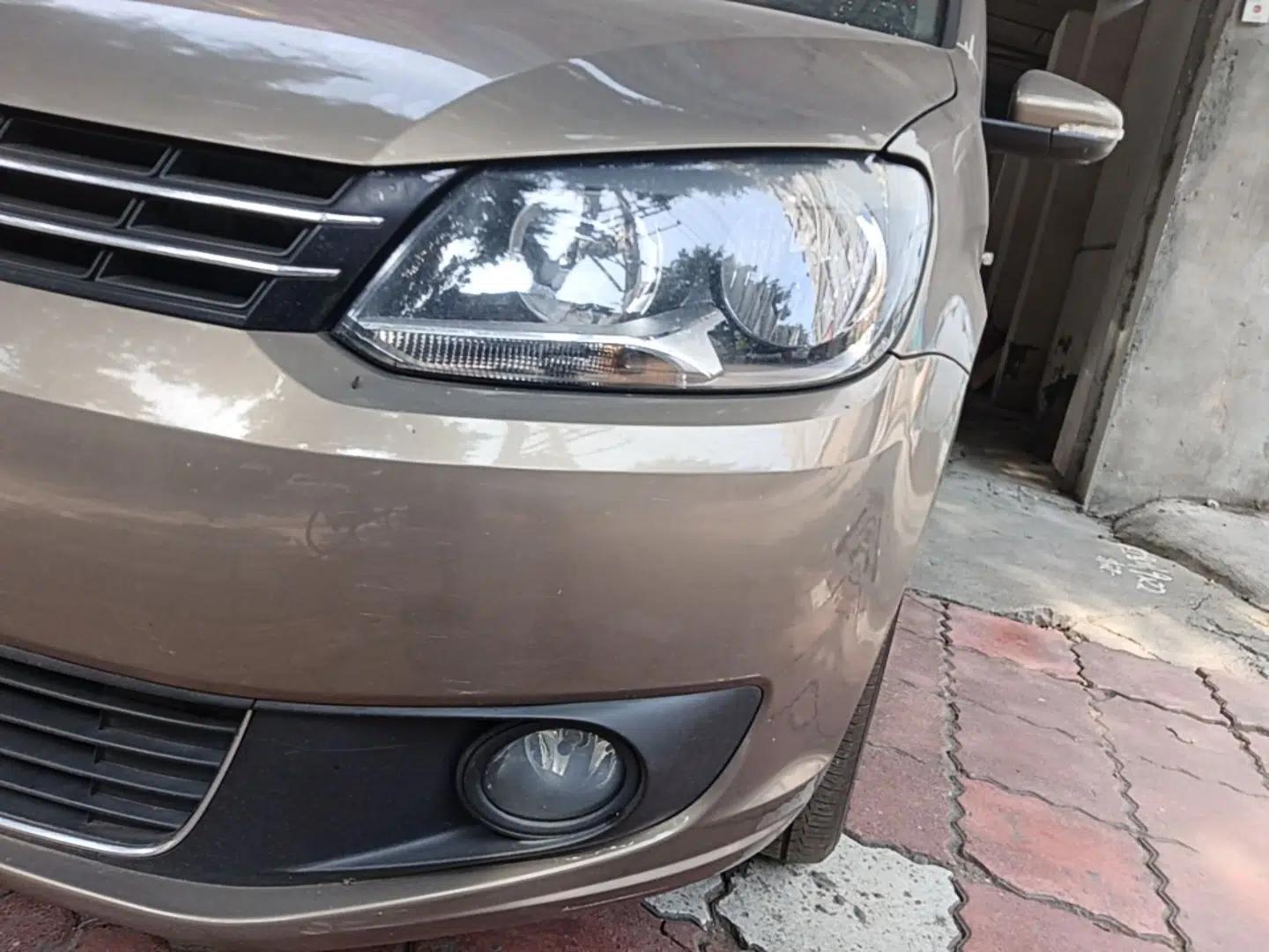 Volkswagen Touran 2015 1.4T DSG Comfort Edition 5 Seats — миниатюра 8