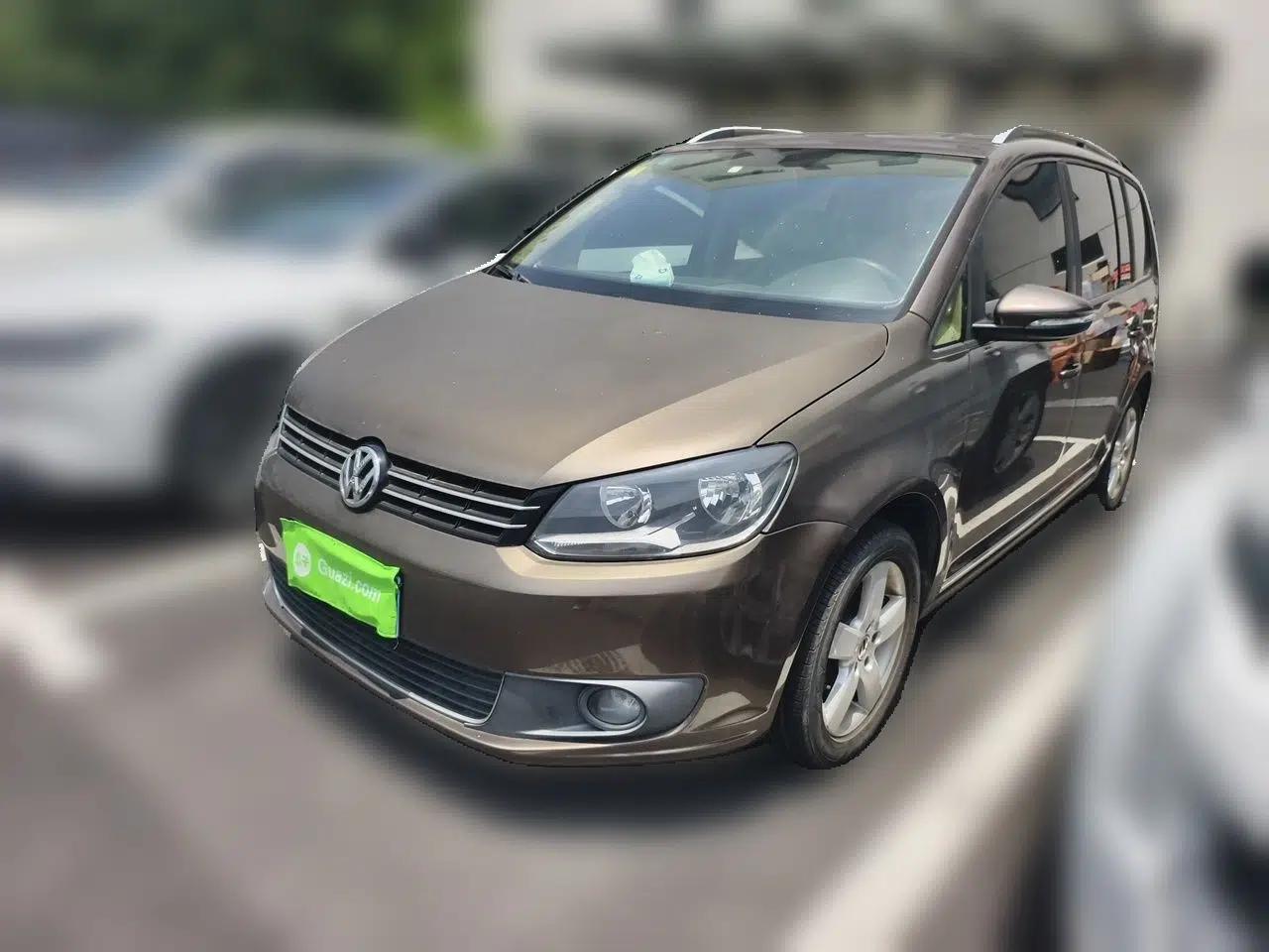 Volkswagen Touran 2011 1.4T DSG Zhiya Edition 5 Seats — миниатюра 1