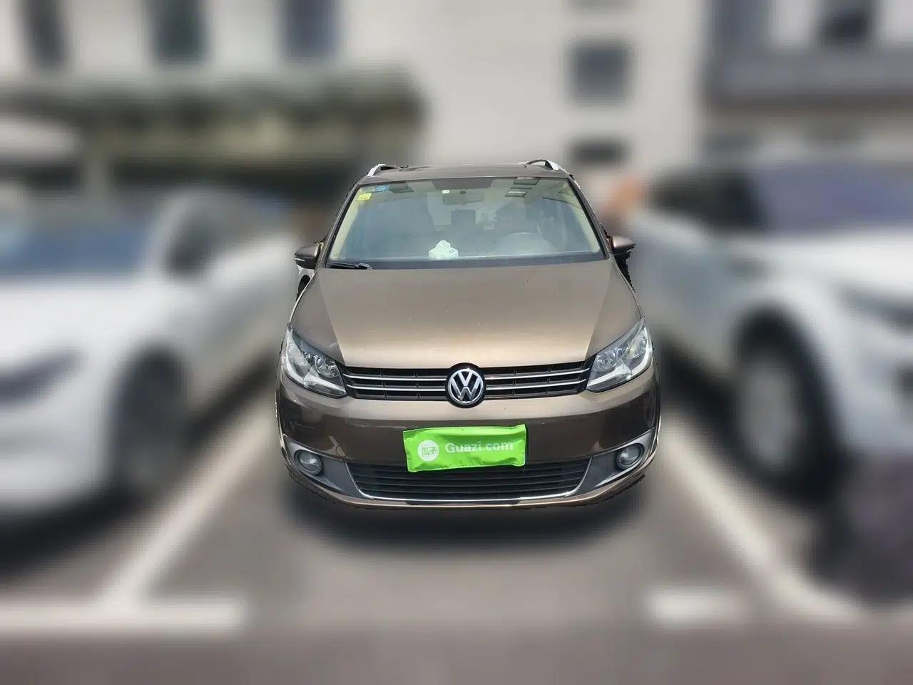 Volkswagen Touran 2011 1.4T DSG Zhiya Edition 5 Seats — миниатюра 2