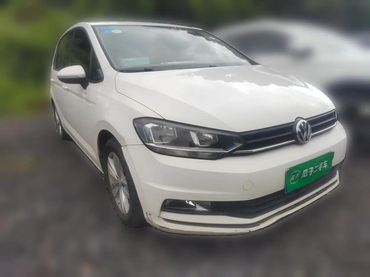 Volkswagen Touran 2016 Volkswagen Touran L 280TSI Manual Trend Edition — миниатюра 3