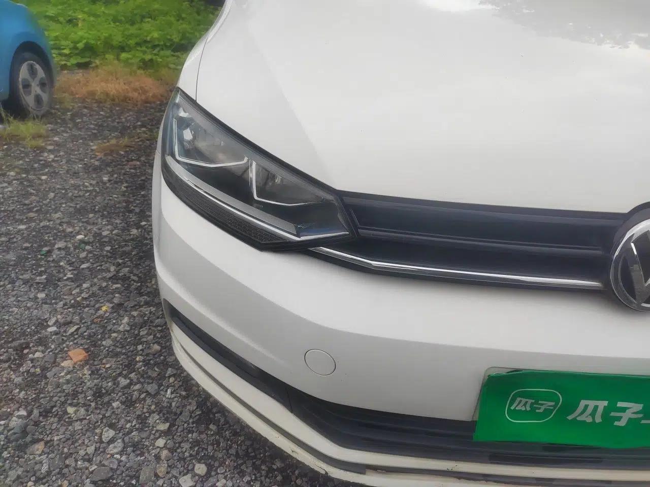 Volkswagen Touran 2016 Volkswagen Touran L 280TSI Manual Trend Edition — миниатюра 7