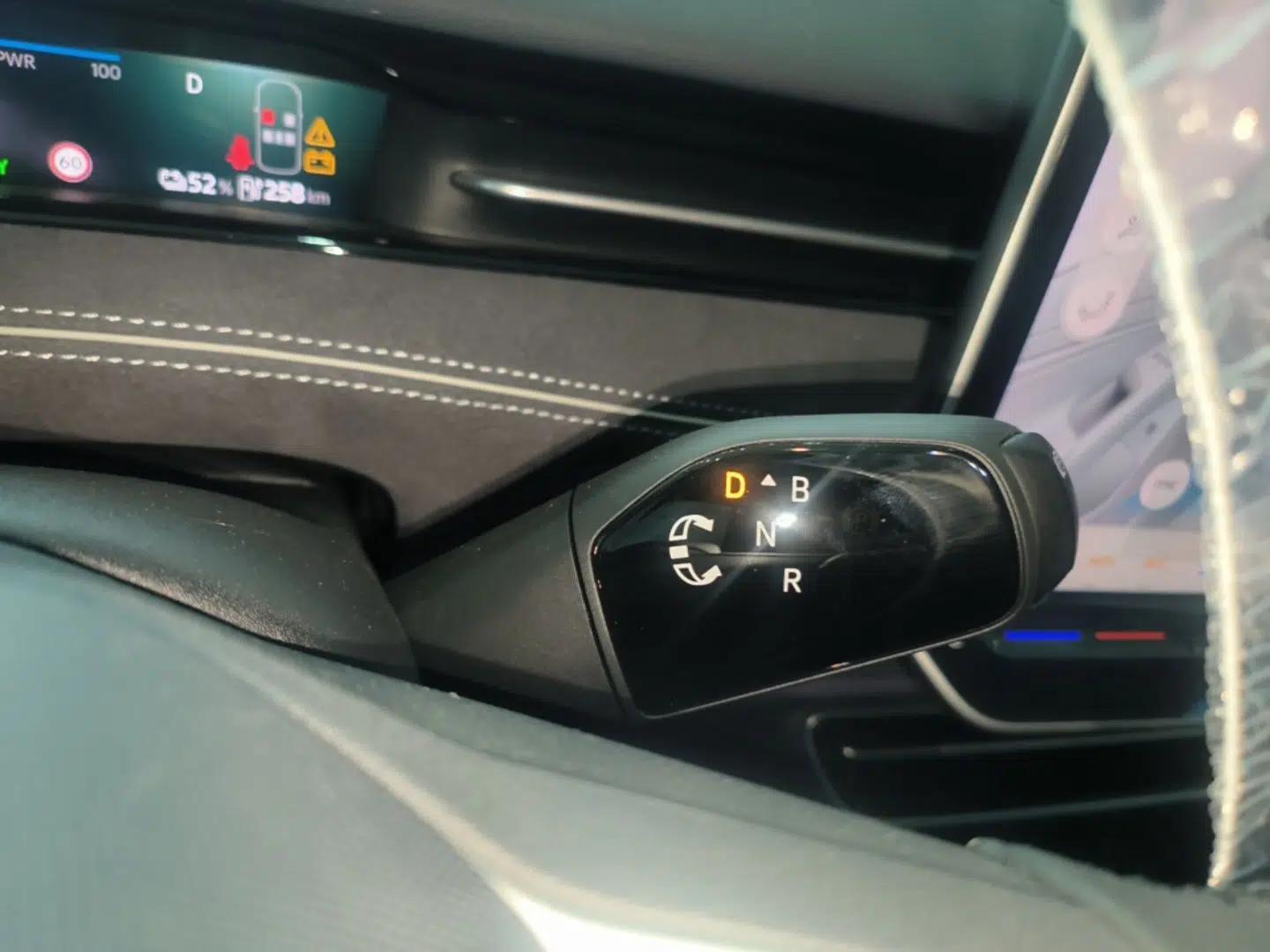 Volkswagen ID.7 VIZZION 2024 PRO Model — миниатюра 16