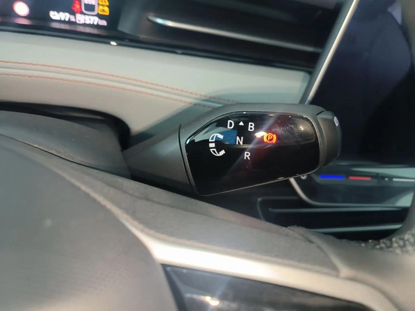 Volkswagen ID.7 VIZZION 2024 AIR model — миниатюра 16