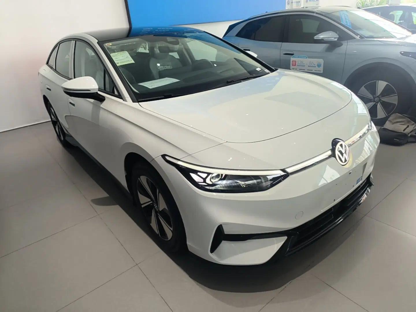 Volkswagen ID.7 VIZZION 2024 AIR model — миниатюра 3