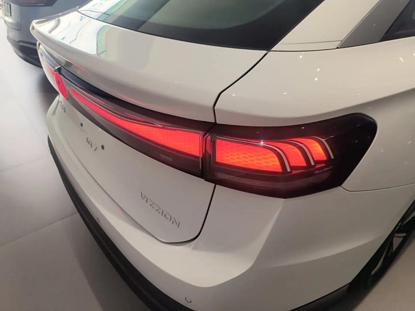 Volkswagen ID.7 VIZZION 2024 AIR model — миниатюра 9