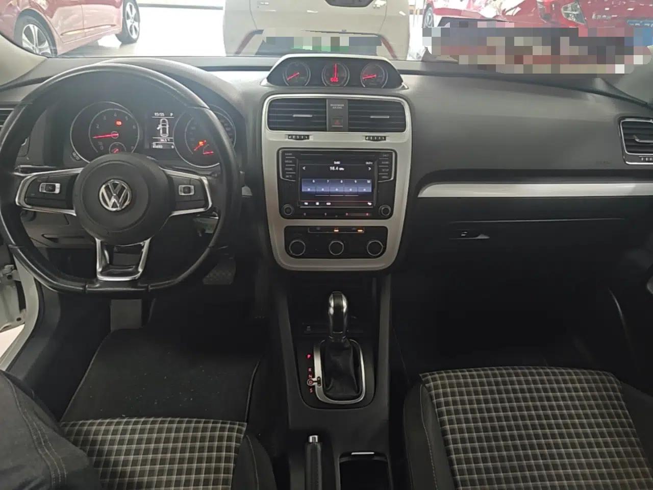Volkswagen Scirocco 2015 1.4TSI Comfort Edition — миниатюра 12
