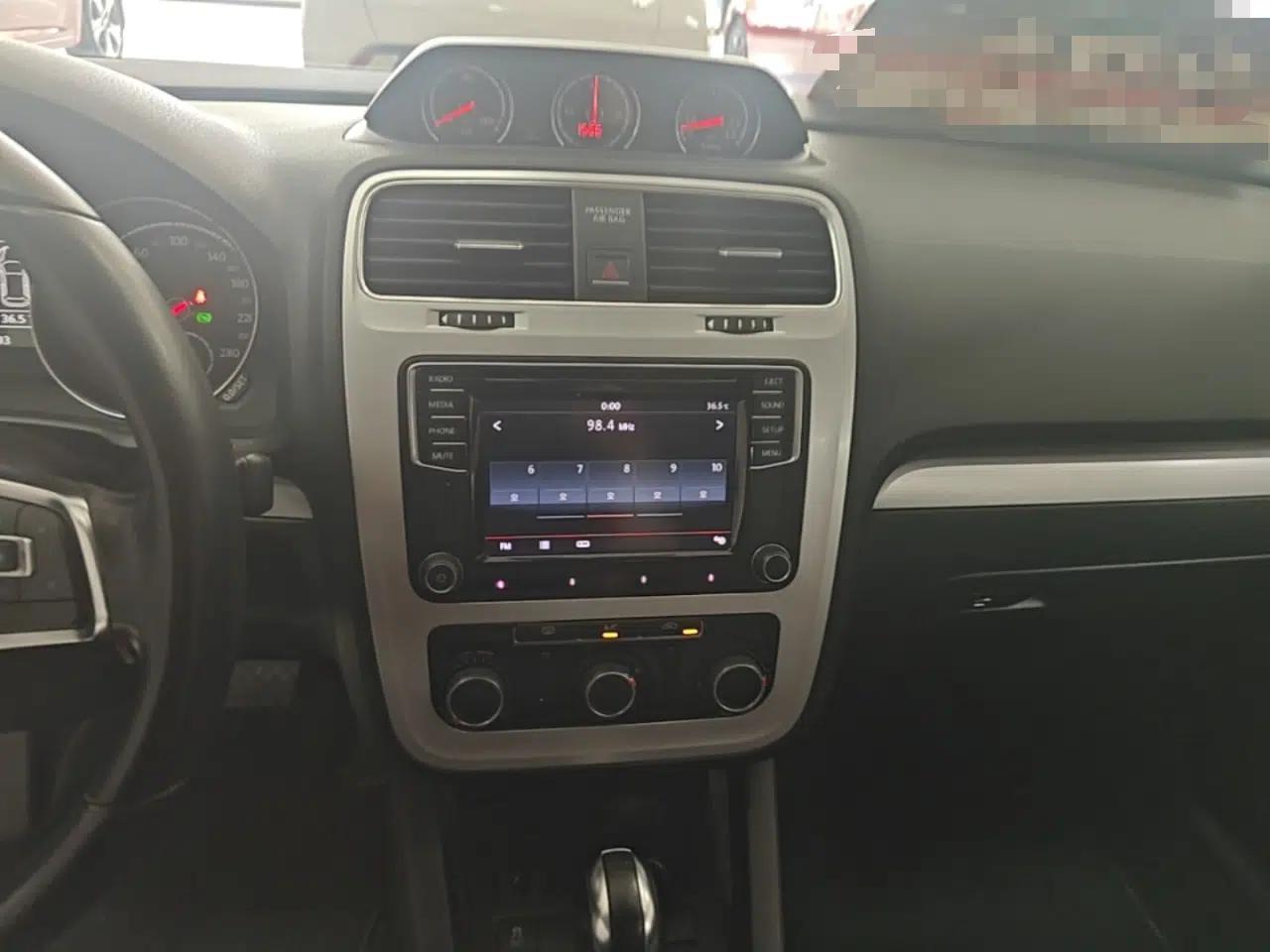 Volkswagen Scirocco 2015 1.4TSI Comfort Edition — миниатюра 15