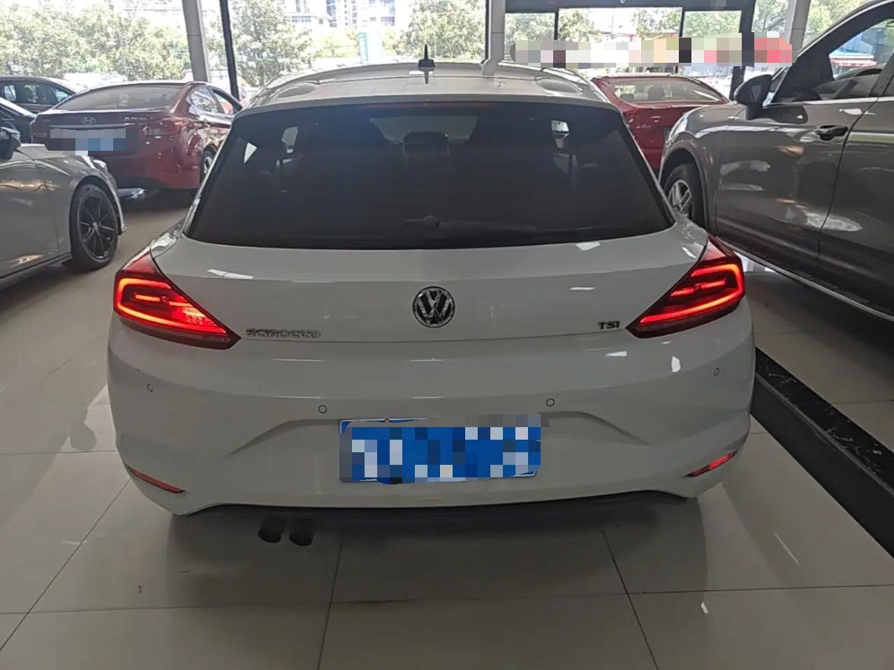 Volkswagen Scirocco 2015 1.4TSI Comfort Edition — миниатюра 5