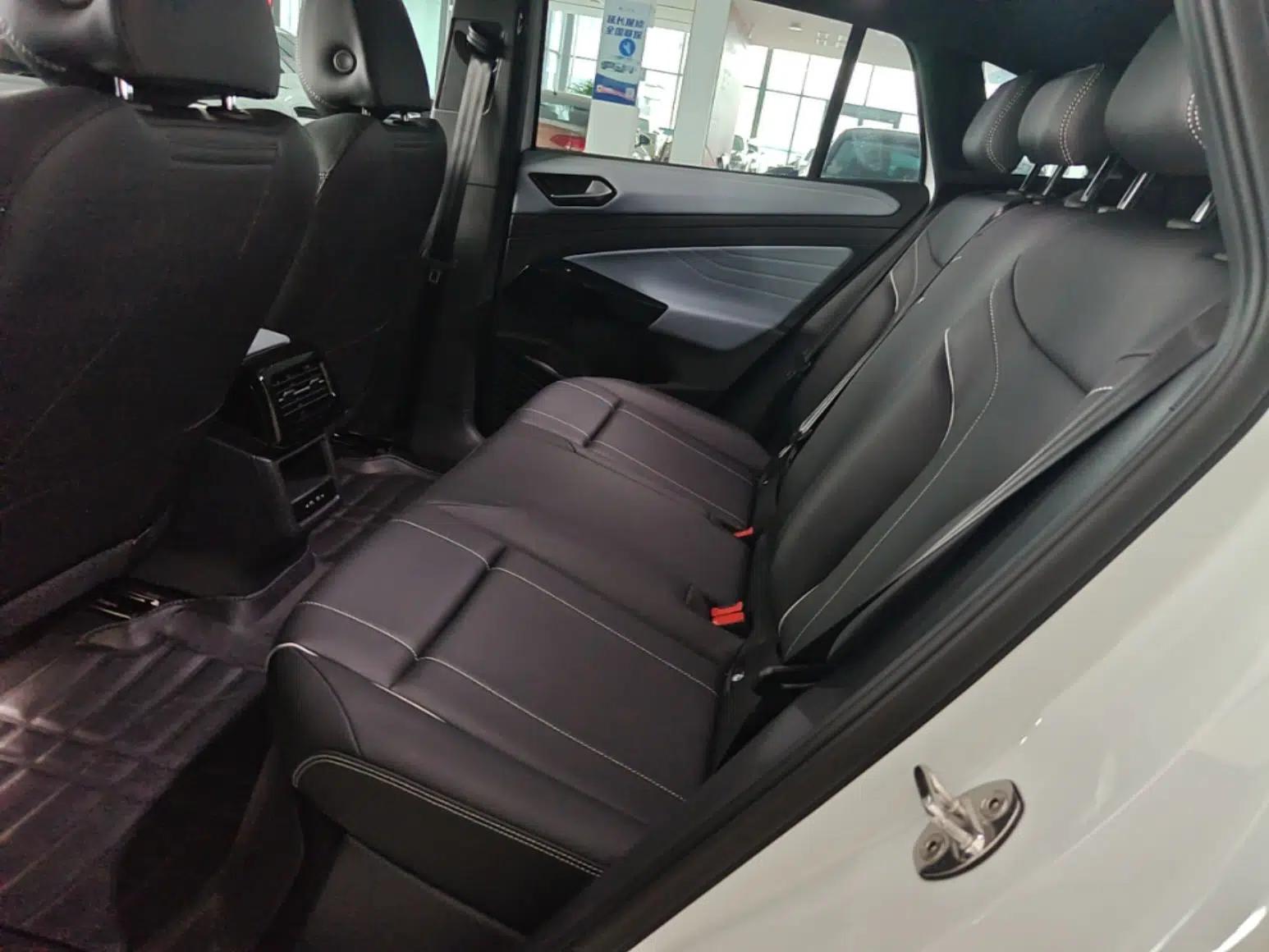 Volkswagen ID.4 X 2025 Smart Version Pure & Intelligent Enjoyment Edition — миниатюра 20