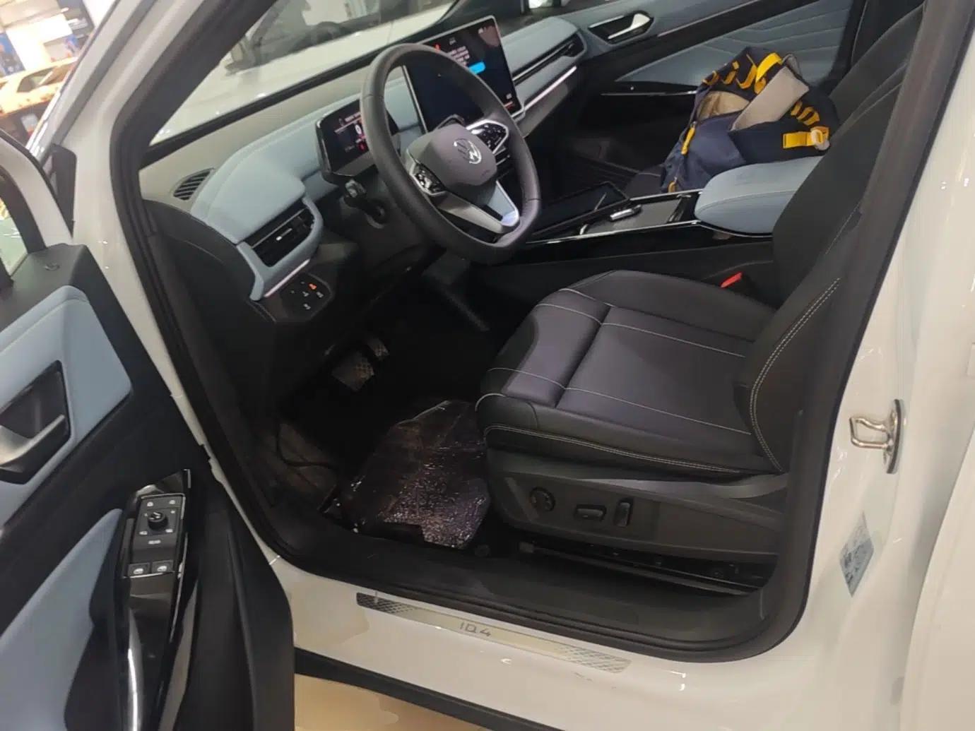 Volkswagen ID.4 X 2025 Smart Version Pure & Intelligent Enjoyment Edition — миниатюра 17