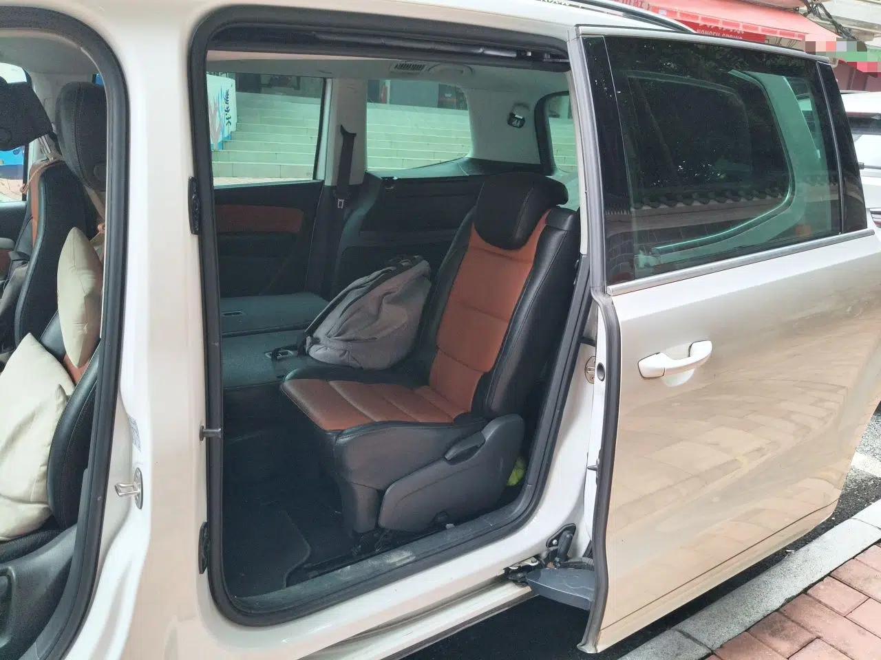 Volkswagen Sharan 2016 280TSI Enjoyment Model 7-Seater — миниатюра 17