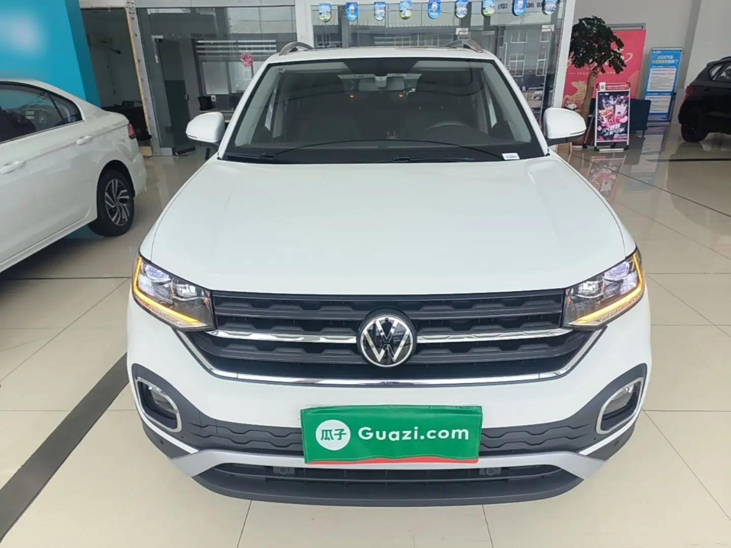 Volkswagen Tacqua 2023 200TSI DSG Joy-Connect Edition — миниатюра 2