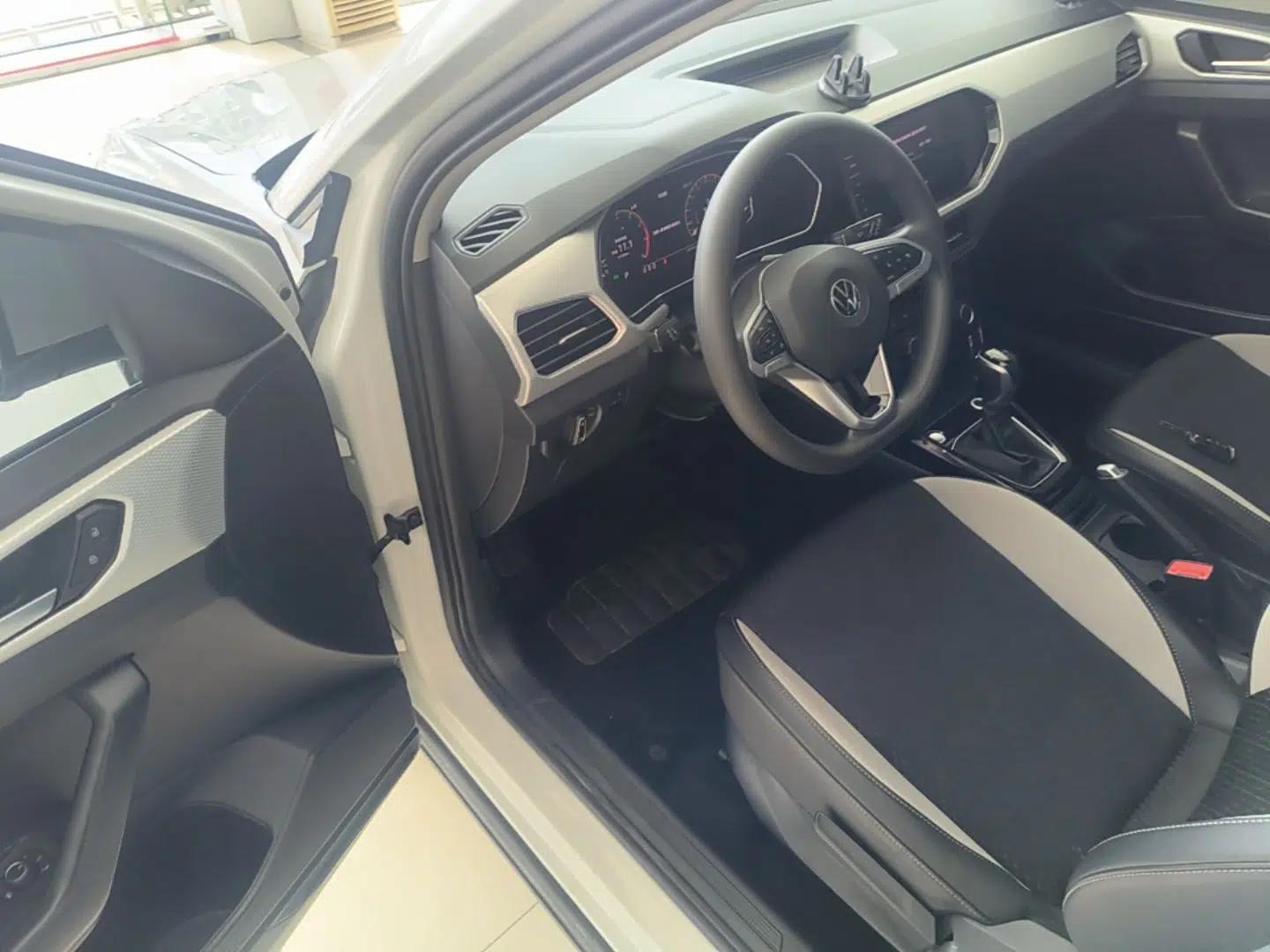 Volkswagen Tacqua 2023 200TSI DSG Joy-Connect Edition — миниатюра 18