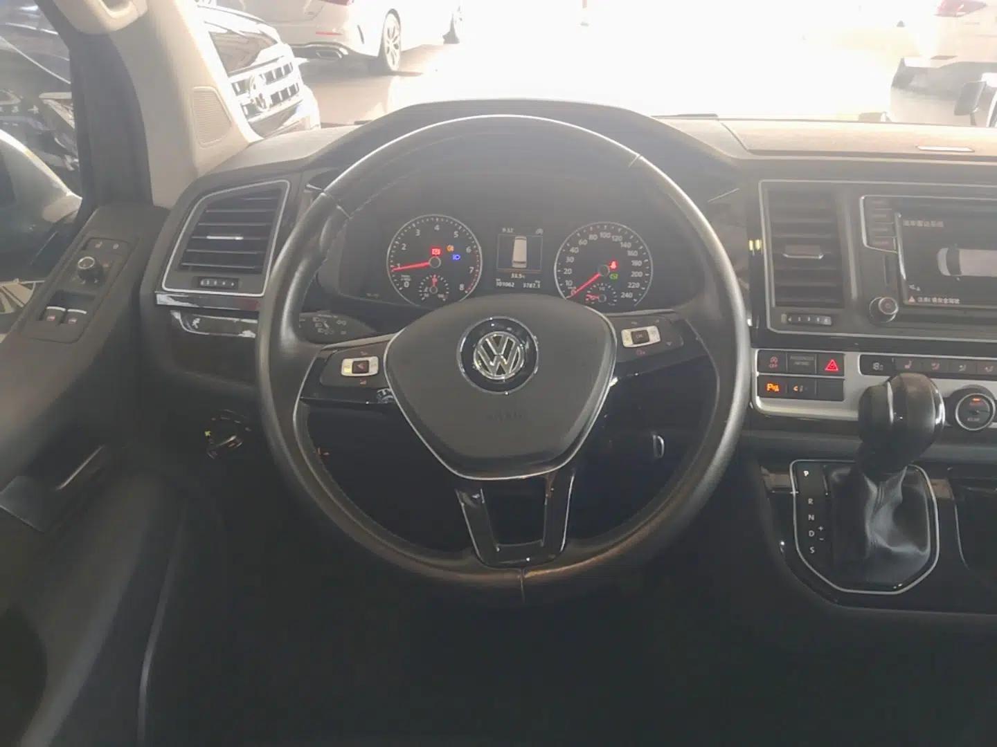 Volkswagen Multivan 2017 2.0 TSI 4x4 Prestige Edition 7-Seater — миниатюра 13