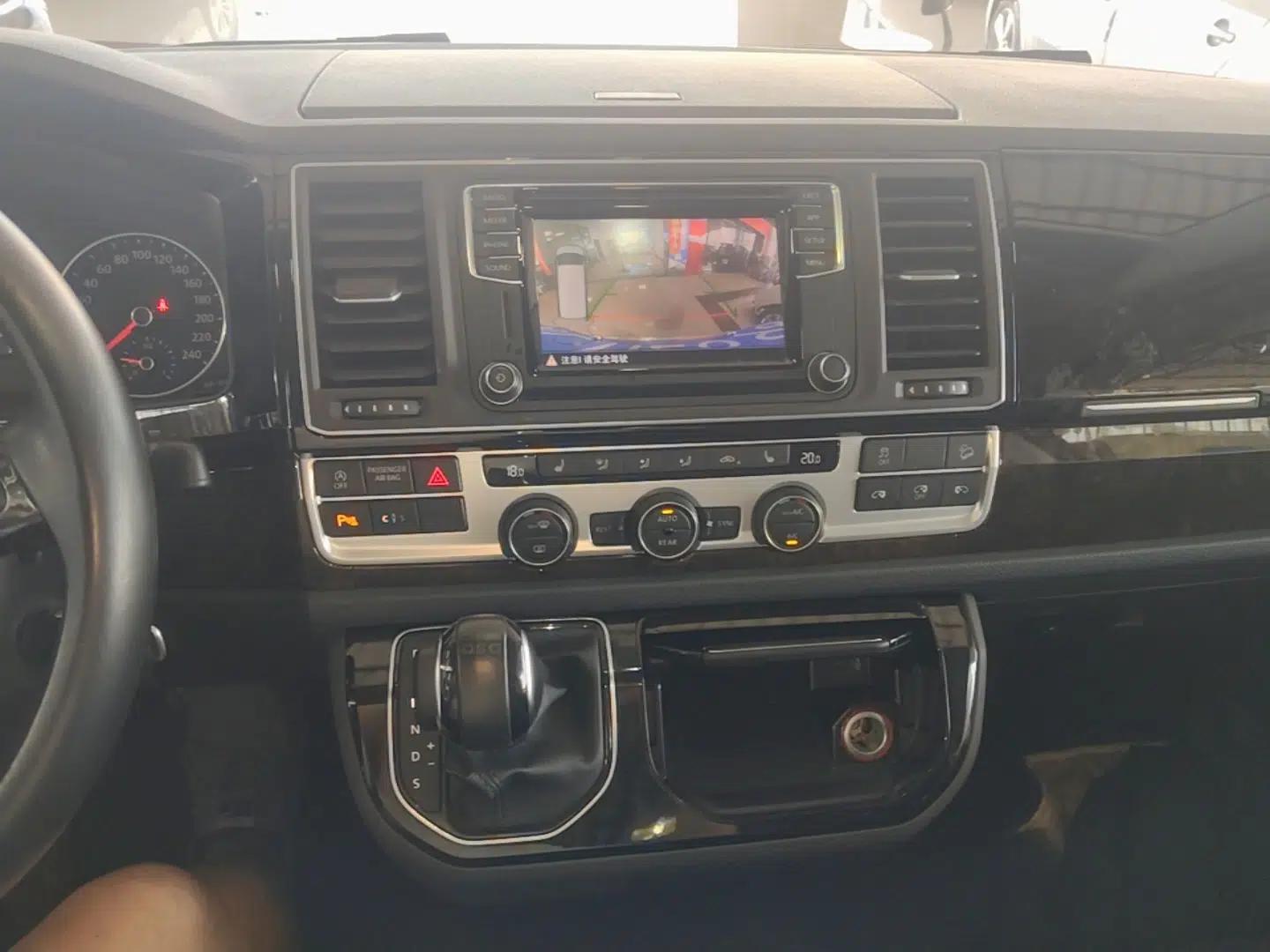 Volkswagen Multivan 2017 2.0 TSI 4x4 Prestige Edition 7-Seater — миниатюра 15