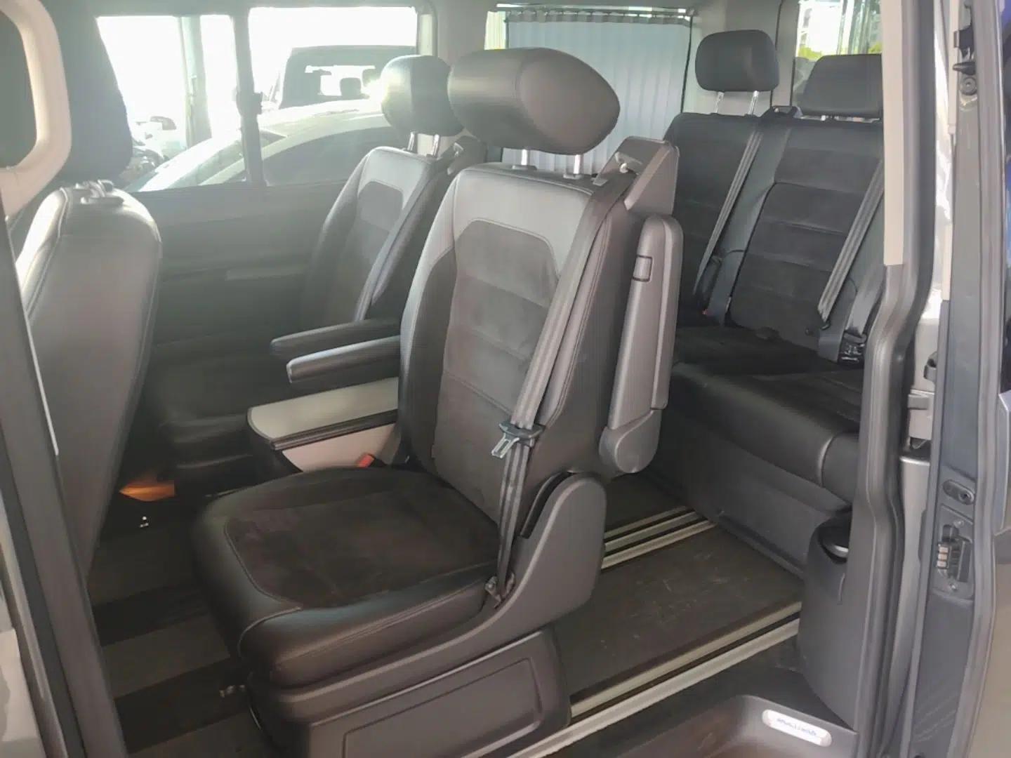 Volkswagen Multivan 2017 2.0 TSI 4x4 Prestige Edition 7-Seater — миниатюра 20