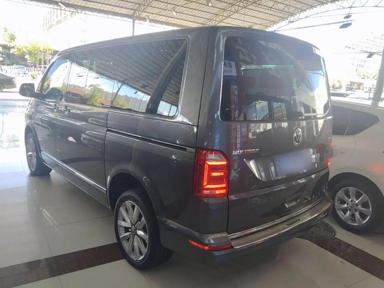 Volkswagen Multivan 2017 2.0 TSI 4x4 Prestige Edition 7-Seater — миниатюра 4