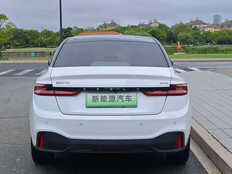 Geely Geometry A 2021 Pro Premium High-Energy Range Edition 600KM A600 Cube Edition — миниатюра 5