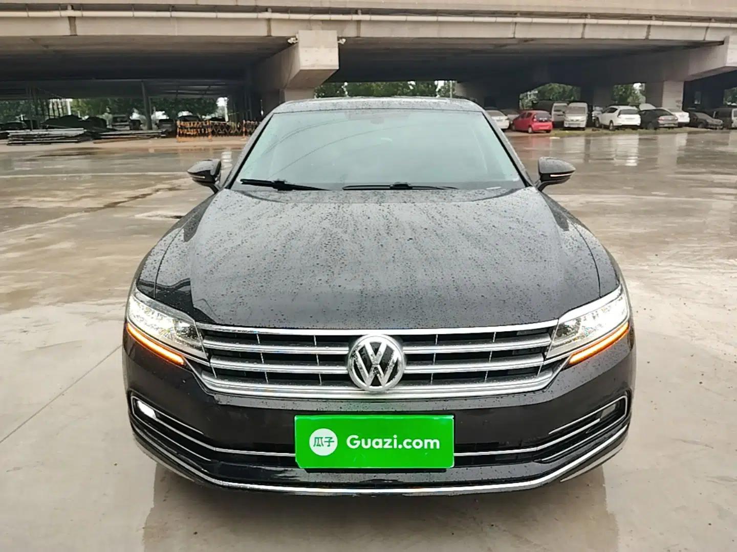 Volkswagen Phideon 2018 Revised Version 380TSI Two-Wheel Drive Business Edition — миниатюра 2