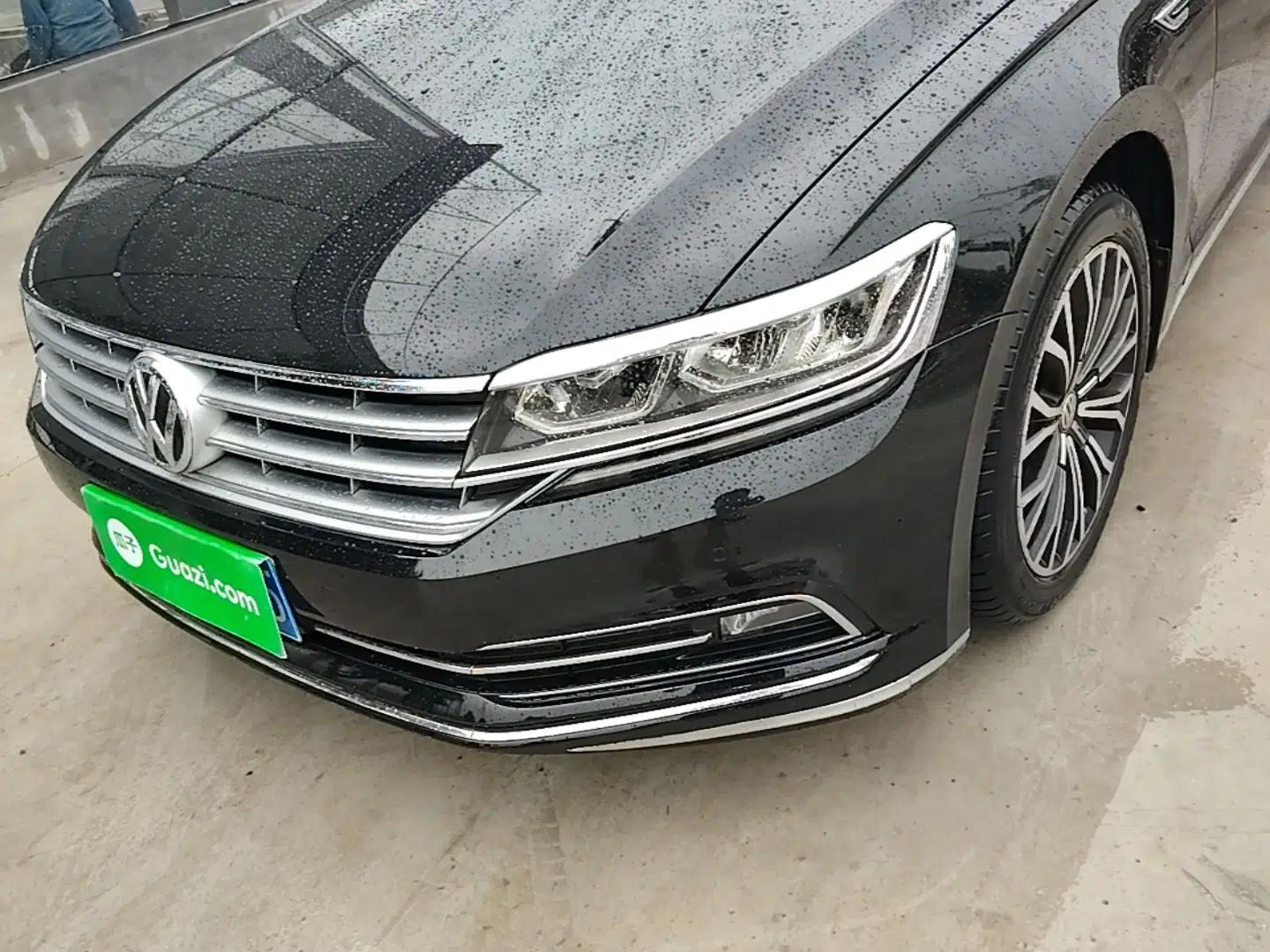 Volkswagen Phideon 2018 Revised Version 380TSI Two-Wheel Drive Business Edition — миниатюра 8