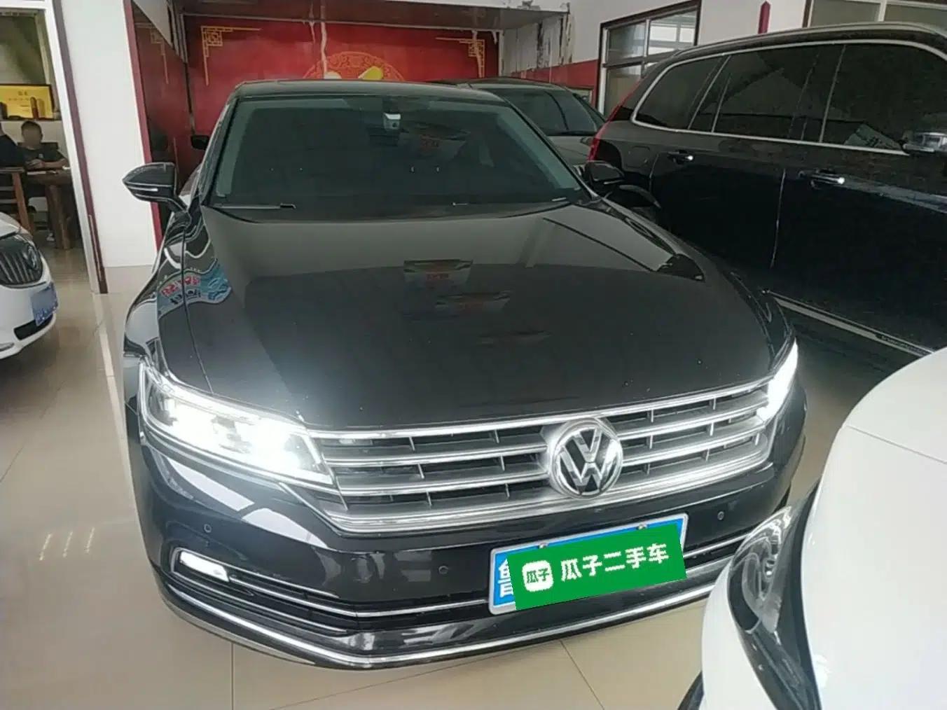 Volkswagen Phideon 2018 Revised Version 380TSI Two-Wheel Drive Business Edition — миниатюра 2