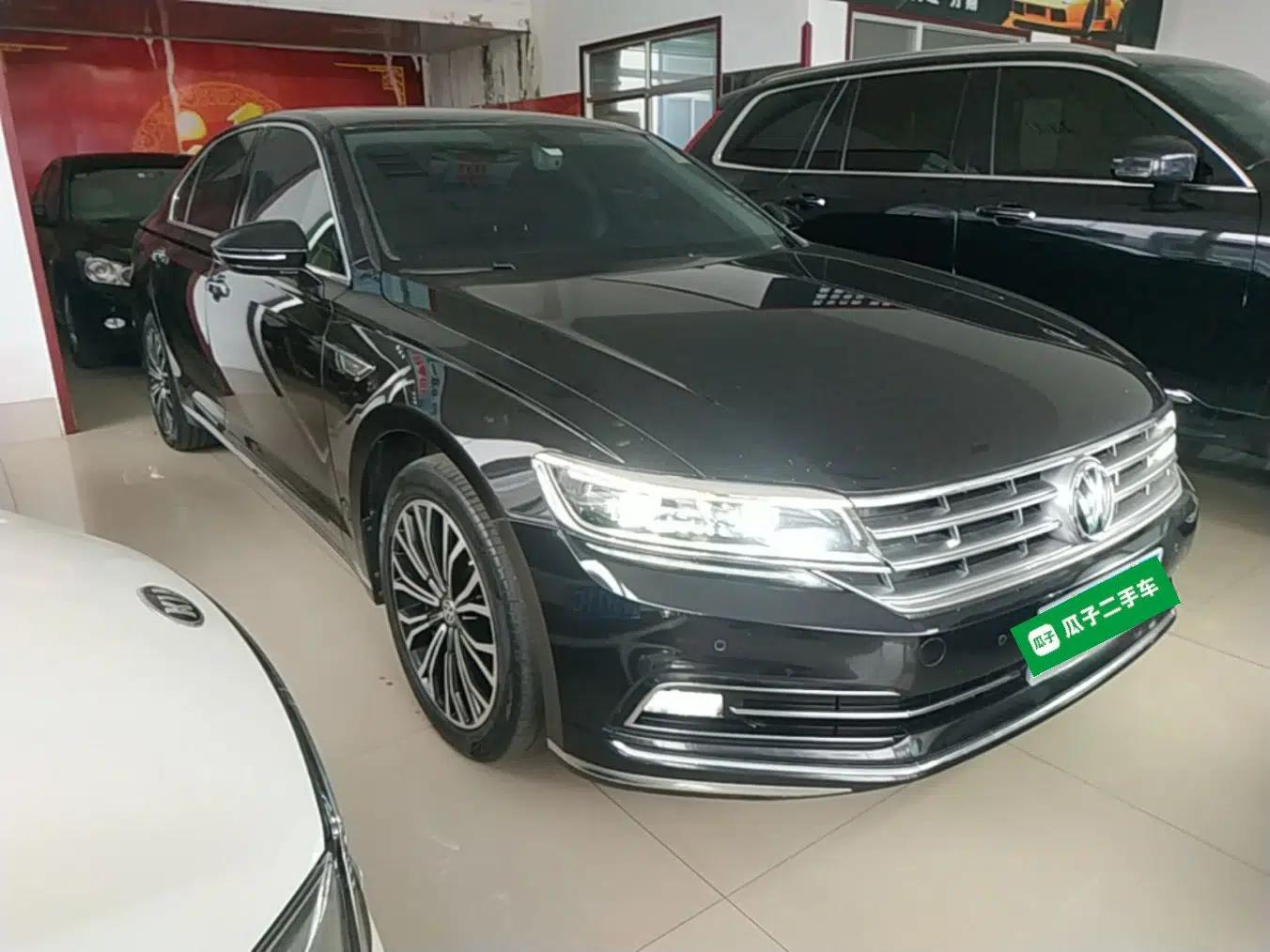 Volkswagen Phideon 2018 Revised Version 380TSI Two-Wheel Drive Business Edition — миниатюра 3