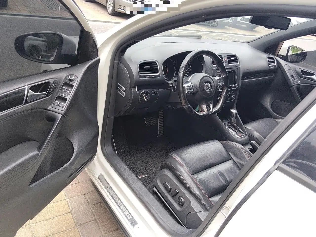 Volkswagen Golf GTI 2012 2.0 TSI GTI — миниатюра 16