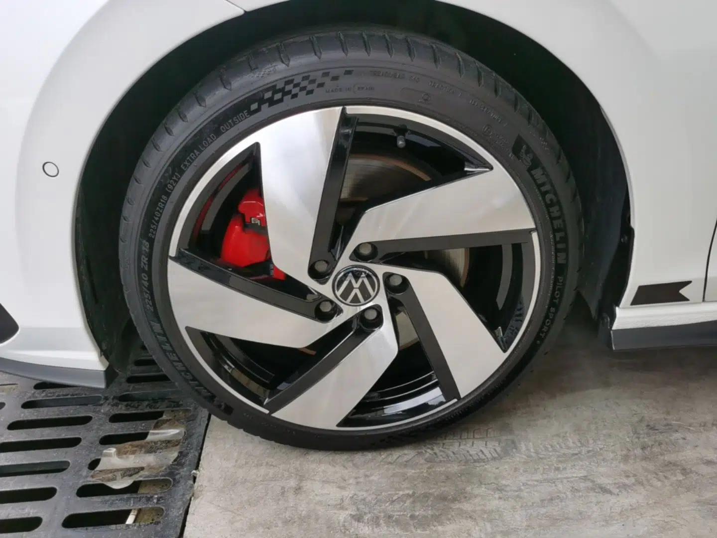 Volkswagen Golf GTI 2021 380TSI DSG GTI — миниатюра 10