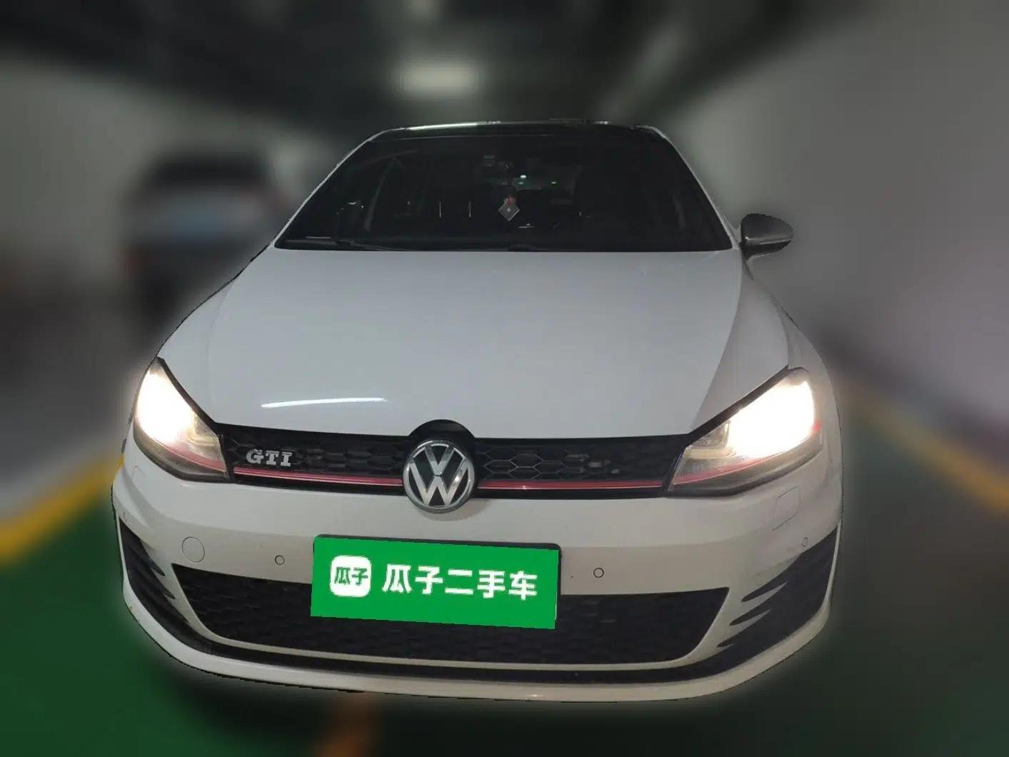 Volkswagen Golf GTI 2016 2.0 TSI GTI — миниатюра 2