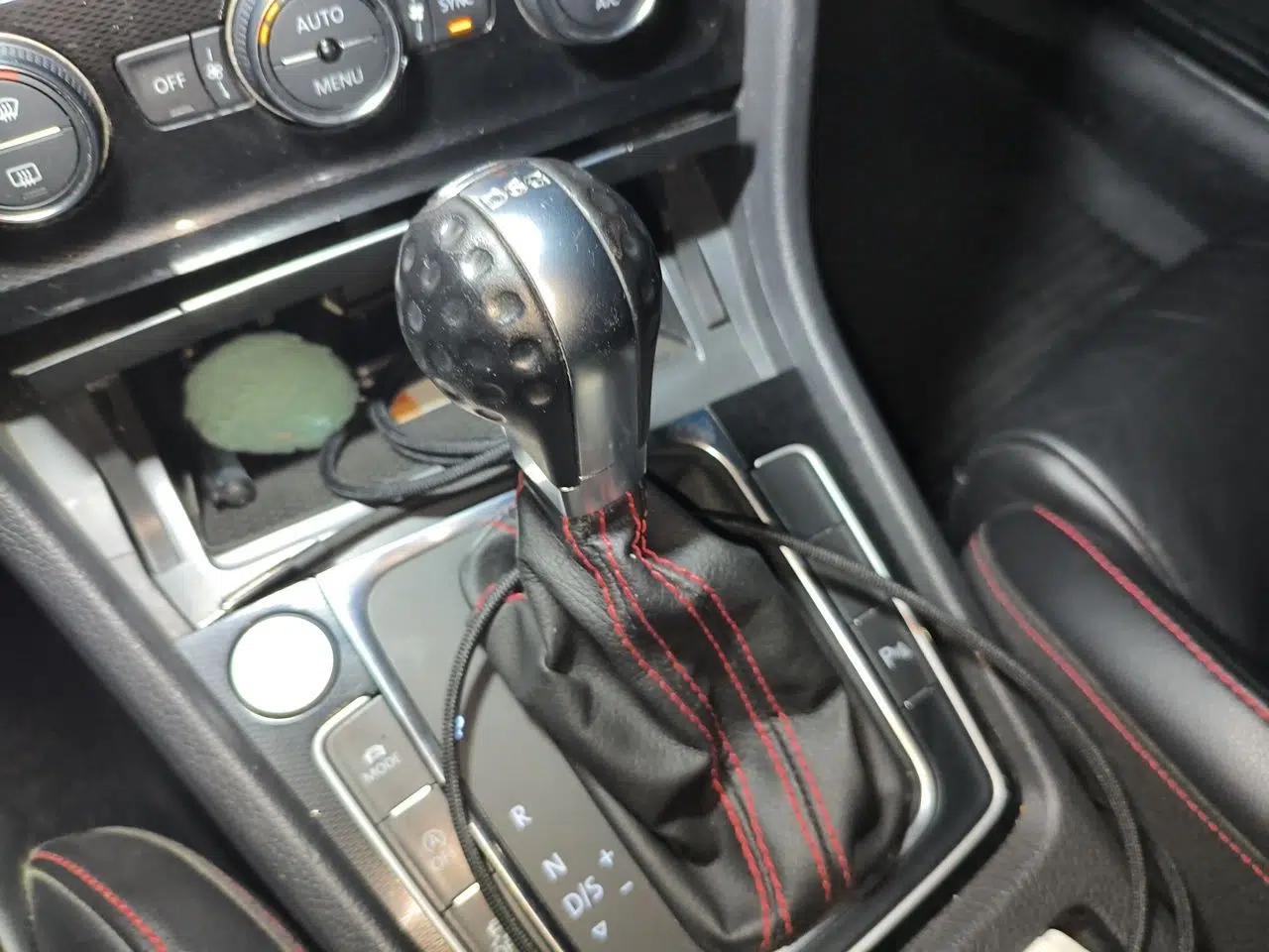 Volkswagen Golf GTI 2016 2.0 TSI GTI — миниатюра 14