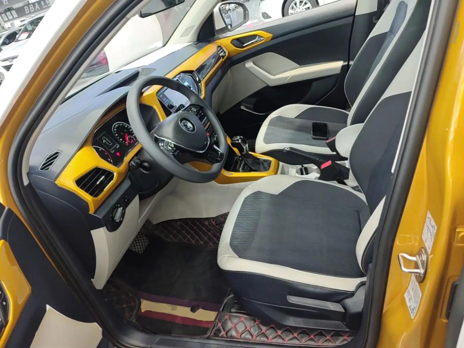 Volkswagen T-Cross 2019 280TSI DSG Comfort Edition — миниатюра 17